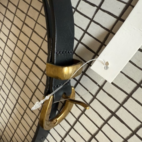 Madewell NWT black Leather belt with Gold Buckle XXS - Picture 4 of 4
